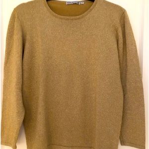 Vintage Rino Rossi Gold Knit Pullover “Sweater”. Sized M